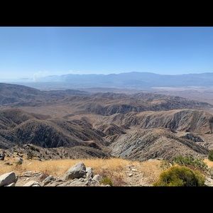 Meet your Posher, Aida